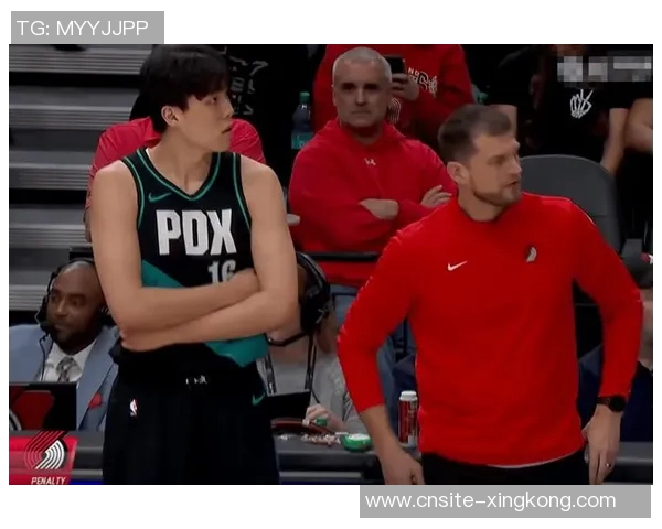 蒂米盛赞杨瀚森在G联赛的出色表现并分享二人场上沟通的精彩瞬间 蒂米盛赞杨瀚森在G联赛的出色表现并分享二人场上沟通的精彩瞬间