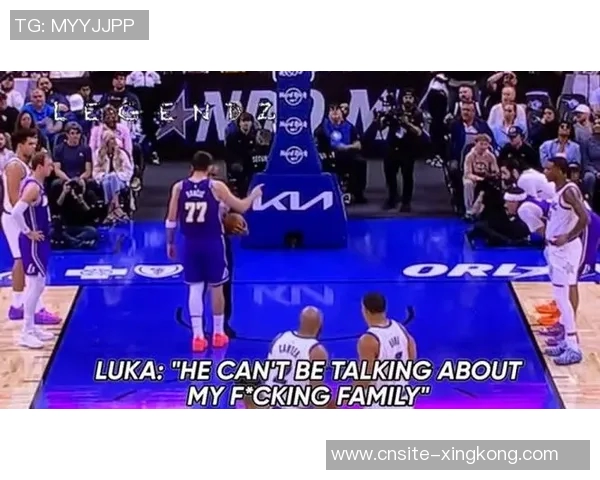 六年前的今天科比与女儿Gigi现场观赛用东契奇母语互喷垃圾话的温馨时刻